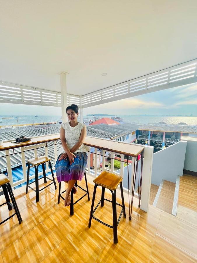 Baan Tipsukon Bed & Breakfast Ko Lan Eksteriør bilde