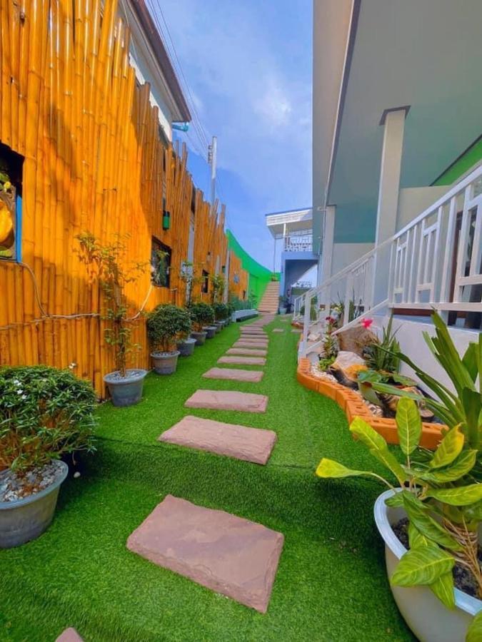 Baan Tipsukon Bed & Breakfast Ko Lan Eksteriør bilde