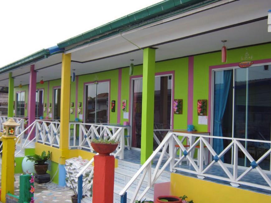 Baan Tipsukon Bed & Breakfast Ko Lan Eksteriør bilde
